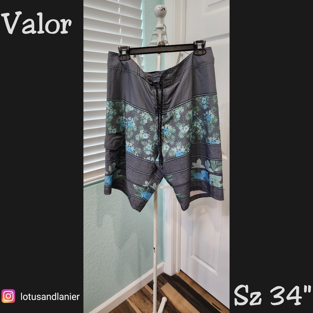 Valor Men's Gray Floral Boardshorts Sz 34" NWOT